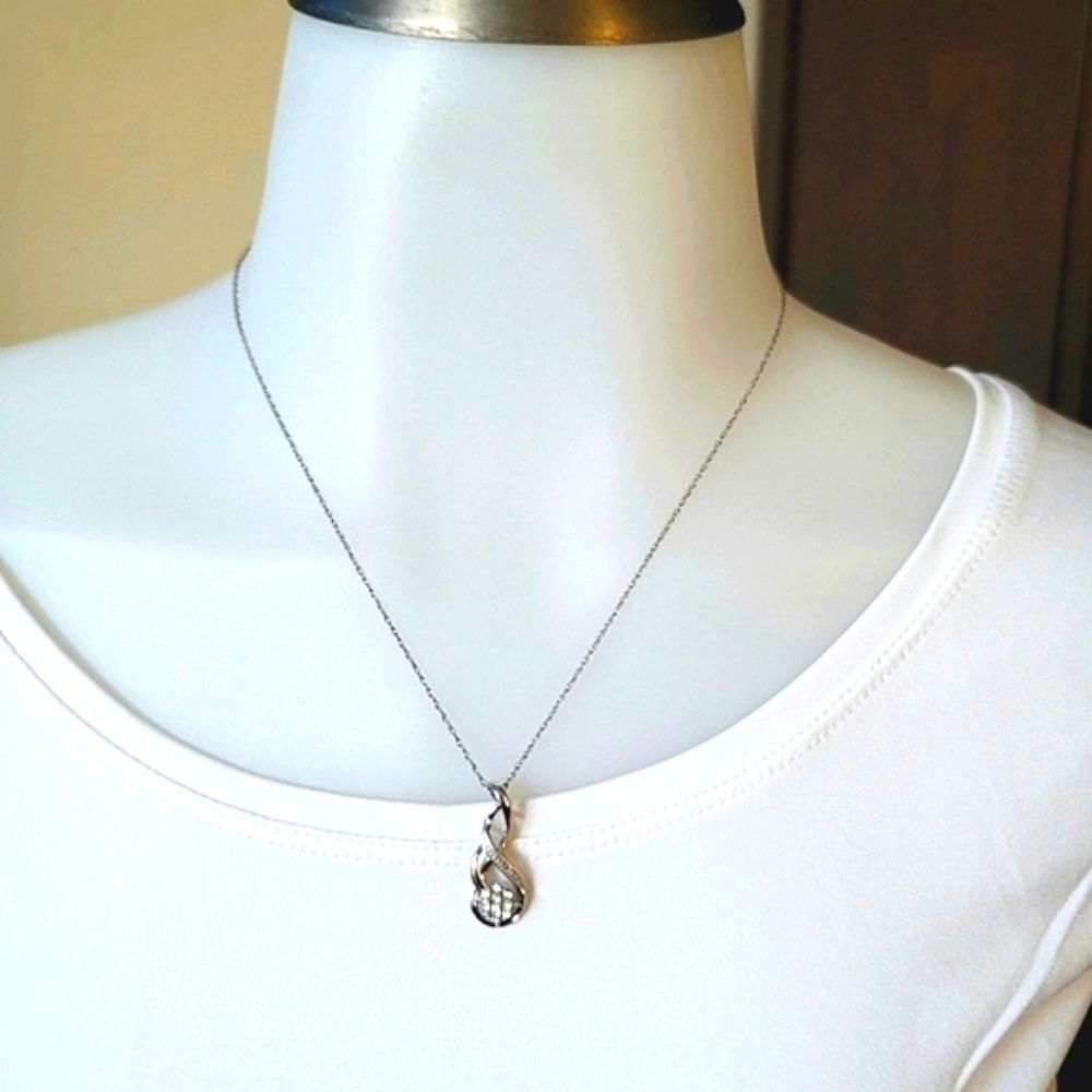 Zales Silver Pendant Necklace